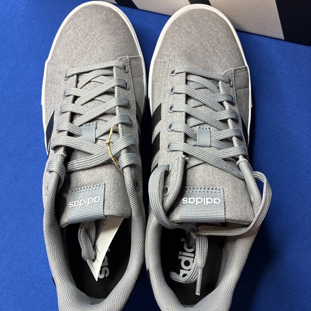 Adidas Daily 4.0 Grey/Black Men’s 10.5 Sneakers IF4493 new with box - Picture 6 of 9